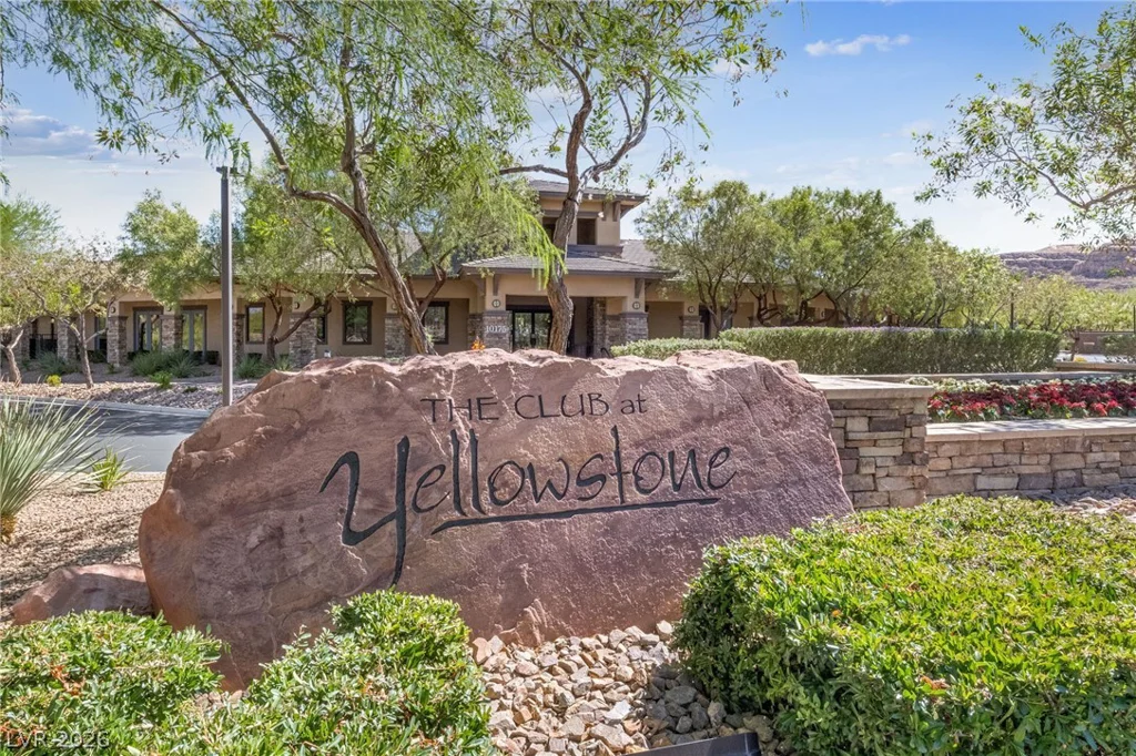 10372 Hawks Wing, Las Vegas, NV 89178