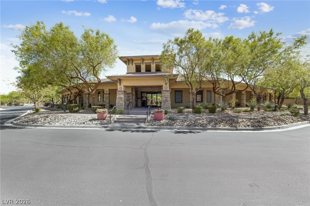 10372 Hawks Wing, Las Vegas, NV 89178