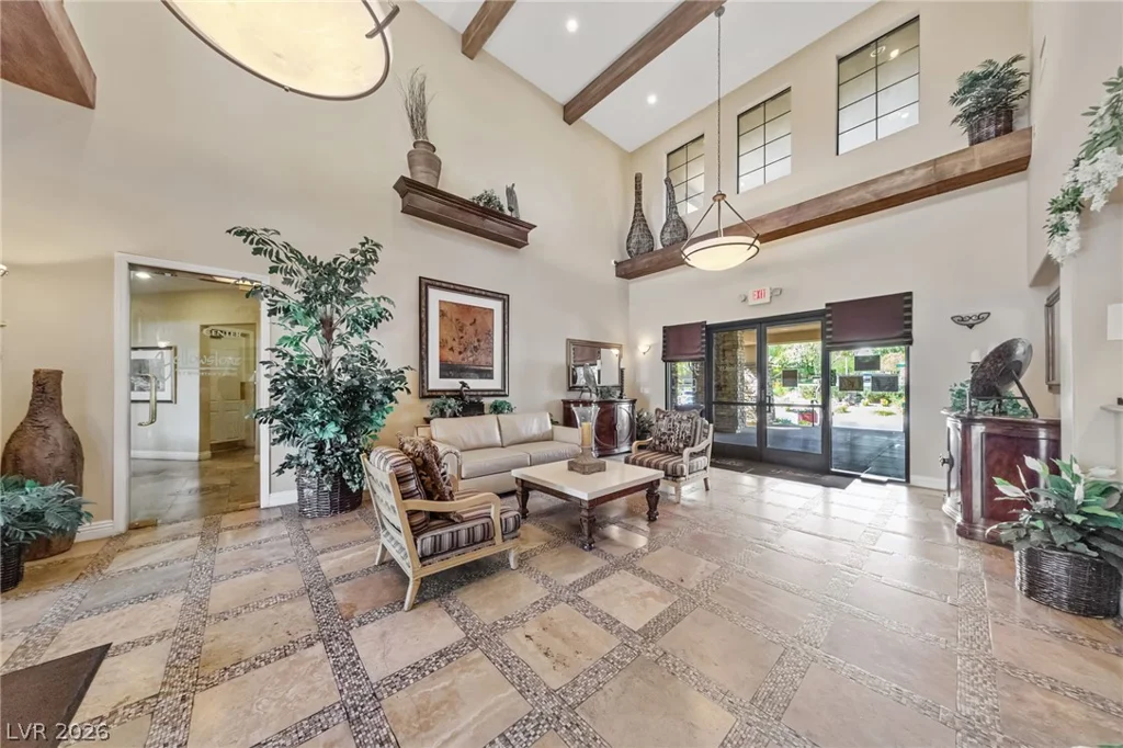 10372 Hawks Wing, Las Vegas, NV 89178
