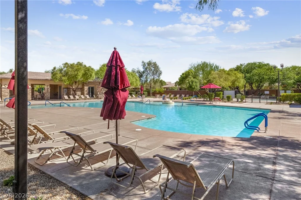 10372 Hawks Wing, Las Vegas, NV 89178