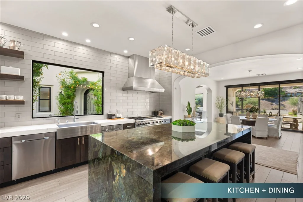 2747 Turtle Head Peak, Las Vegas, NV 89135