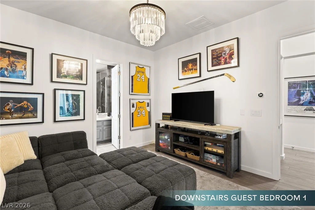 2747 Turtle Head Peak, Las Vegas, NV 89135