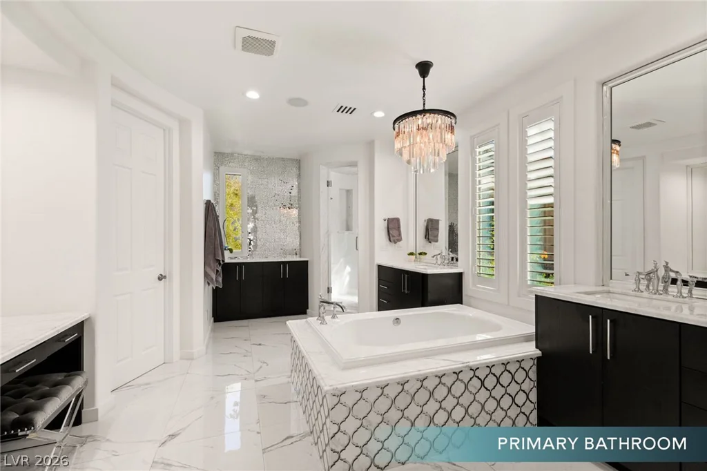 2747 Turtle Head Peak, Las Vegas, NV 89135