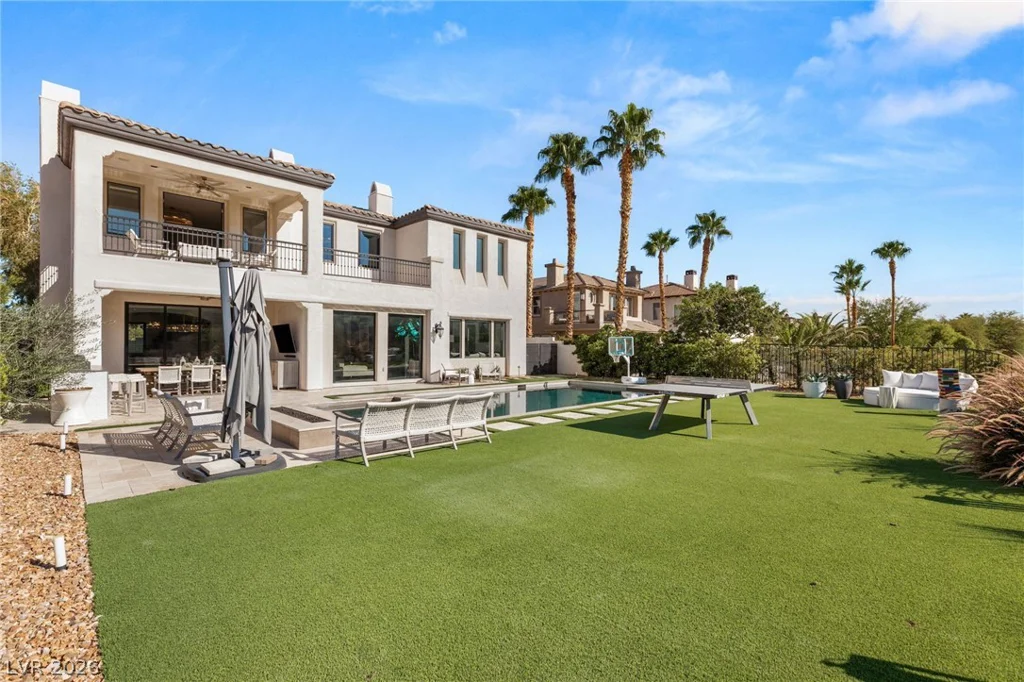2747 Turtle Head Peak, Las Vegas, NV 89135