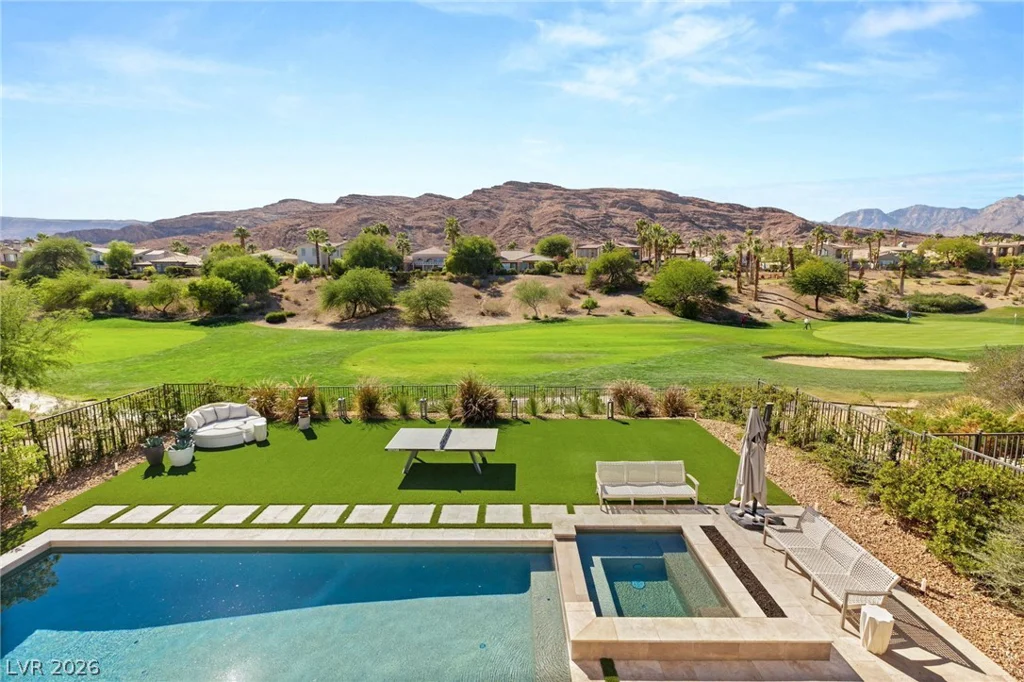 2747 Turtle Head Peak, Las Vegas, NV 89135