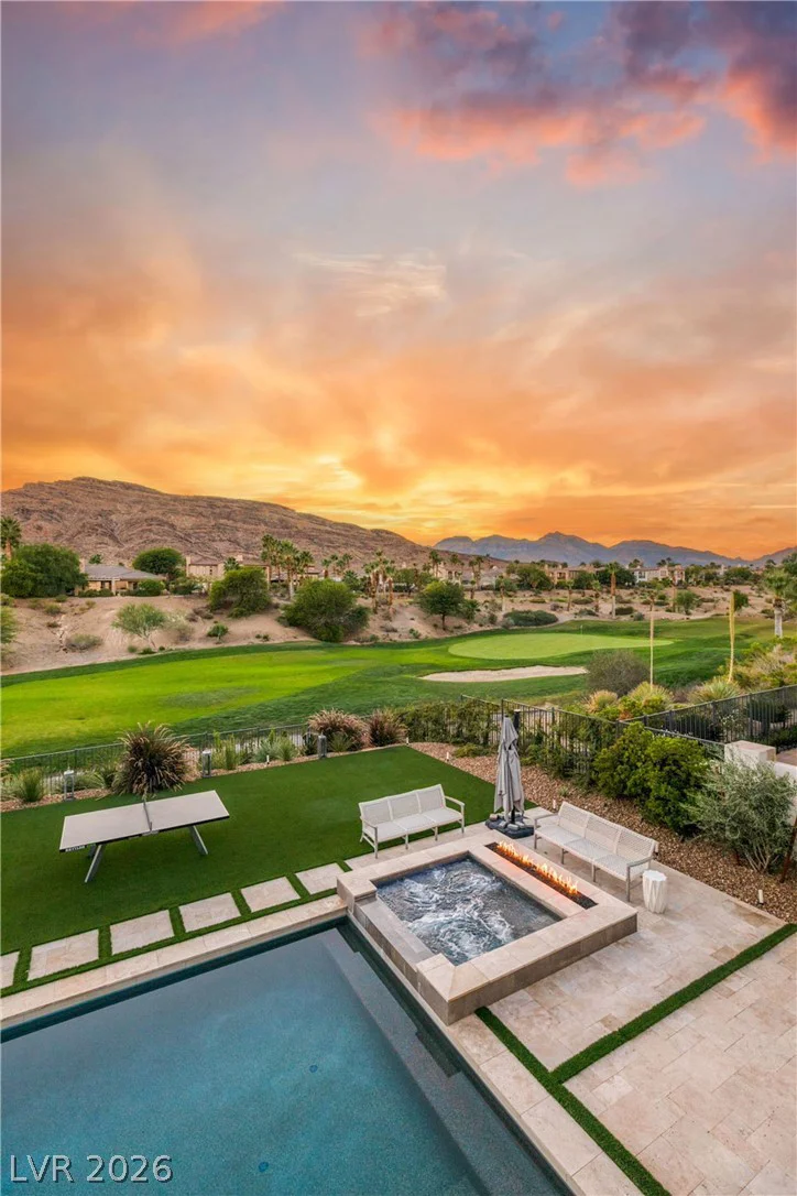 2747 Turtle Head Peak, Las Vegas, NV 89135