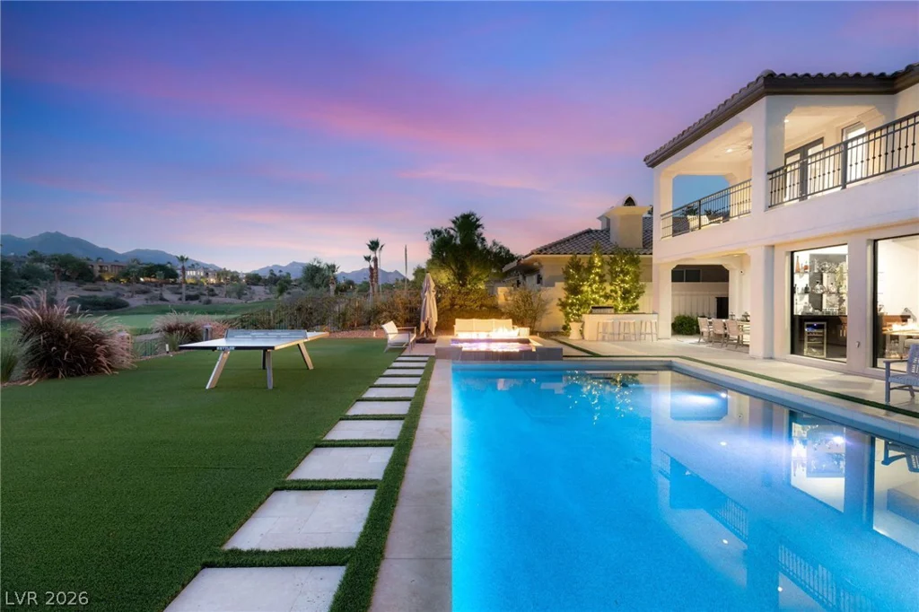 2747 Turtle Head Peak, Las Vegas, NV 89135