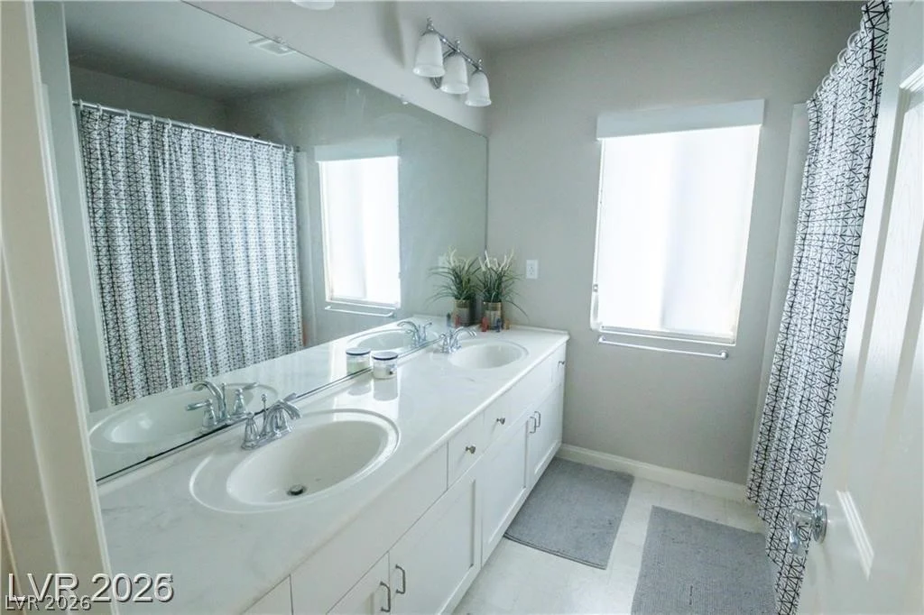8525 Silver Coast, Las Vegas, NV 89139