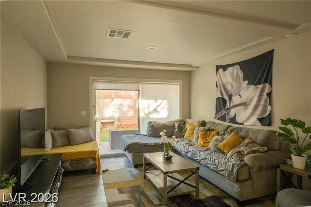8525 Silver Coast, Las Vegas, NV 89139