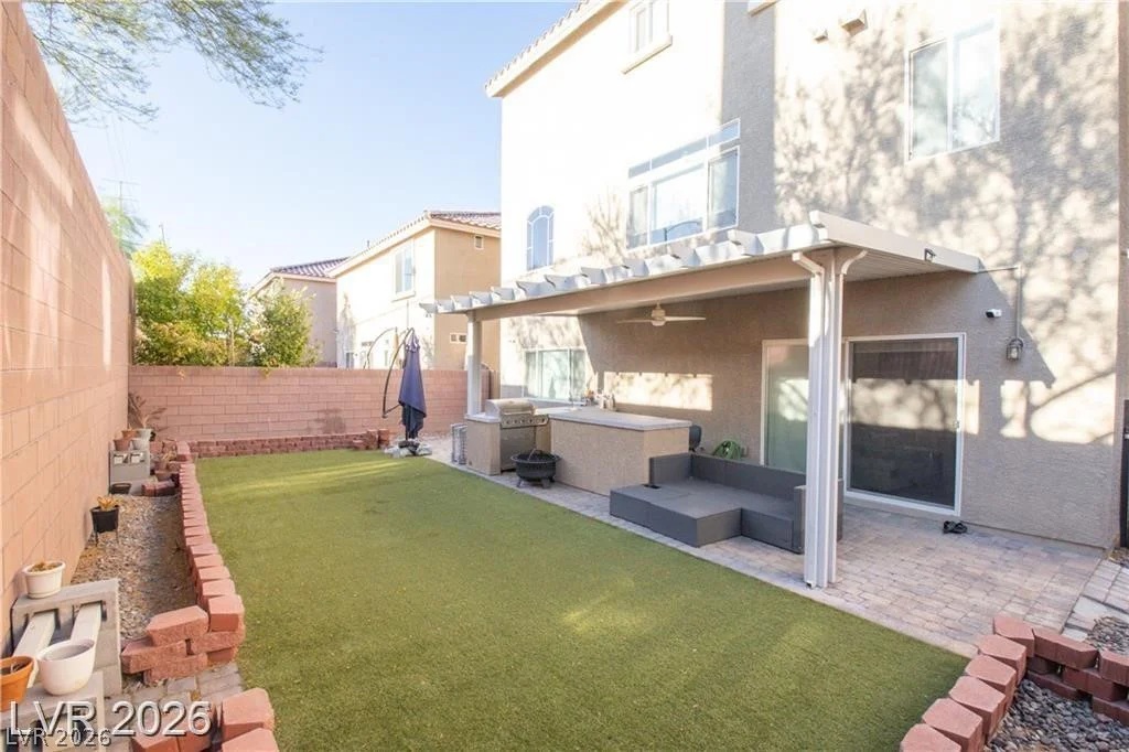 8525 Silver Coast, Las Vegas, NV 89139