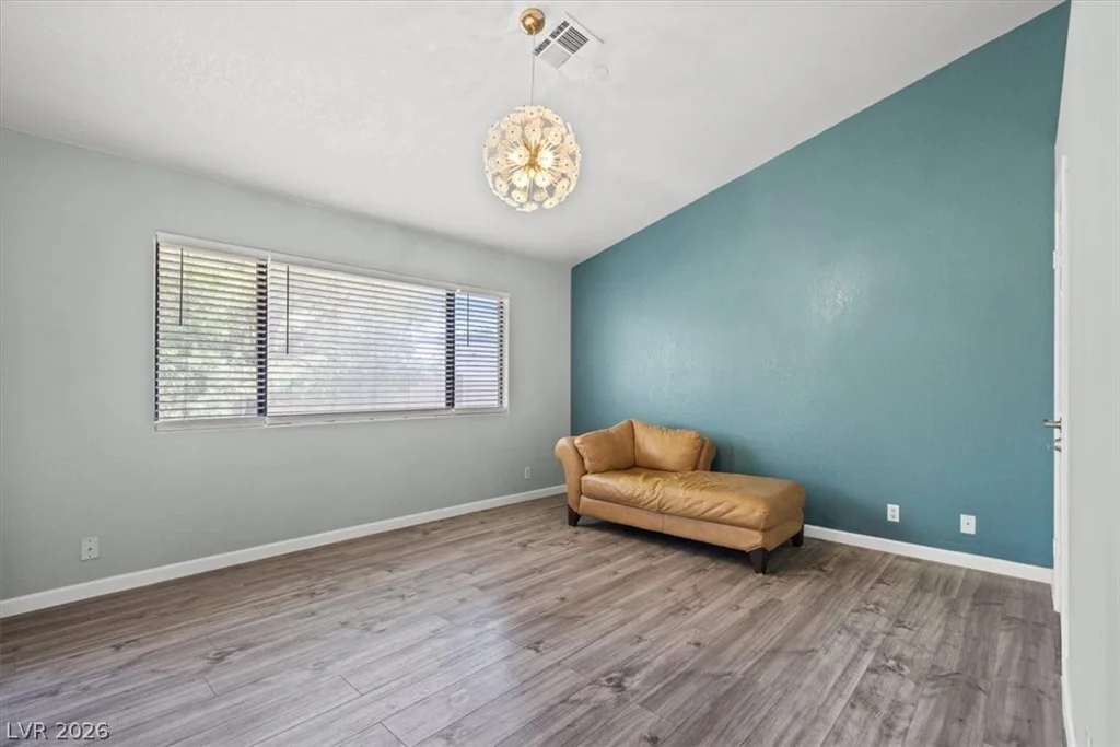 5066 Rainbow, Las Vegas, NV 89118