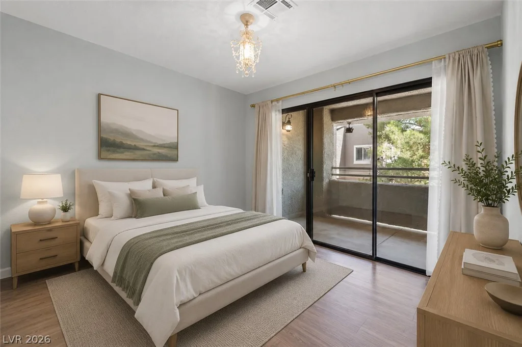 5066 Rainbow, Las Vegas, NV 89118