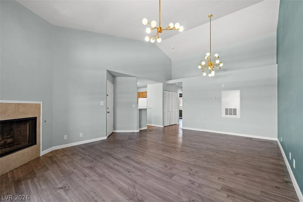 5066 Rainbow, Las Vegas, NV 89118
