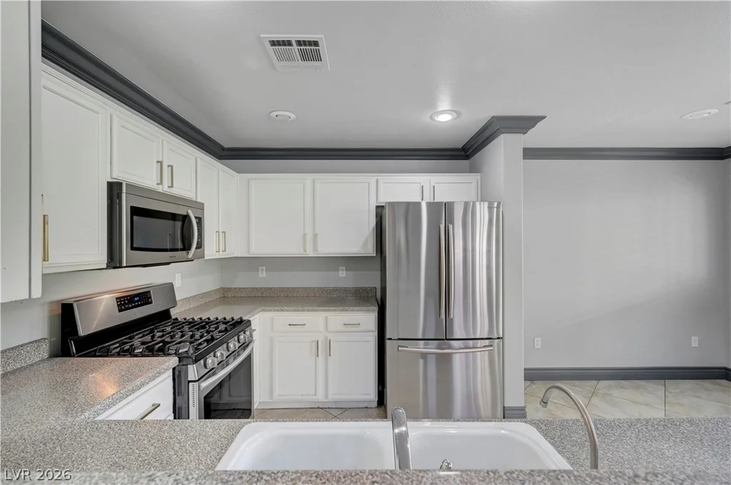 7297 Powers, Las Vegas, NV 89148
