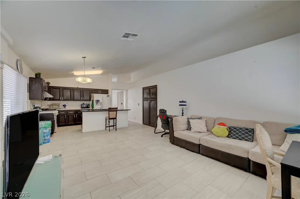 3671 Spring Shower, Las Vegas, NV 89147