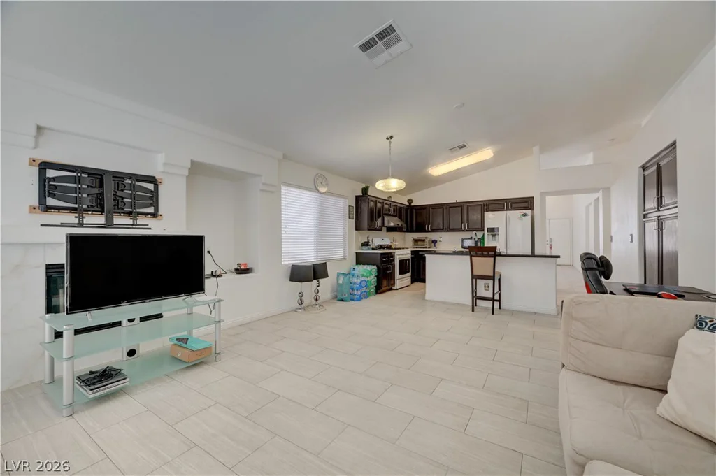 3671 Spring Shower, Las Vegas, NV 89147