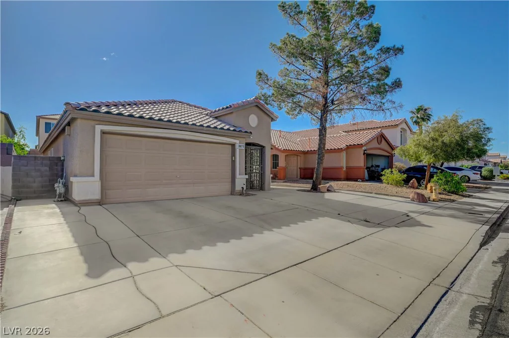3671 Spring Shower, Las Vegas, NV 89147