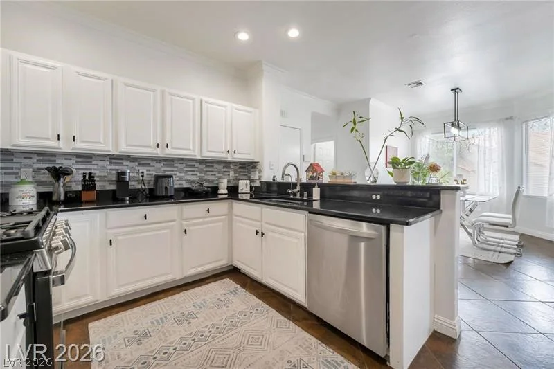 2251 Van Gogh, Henderson, NV 89074