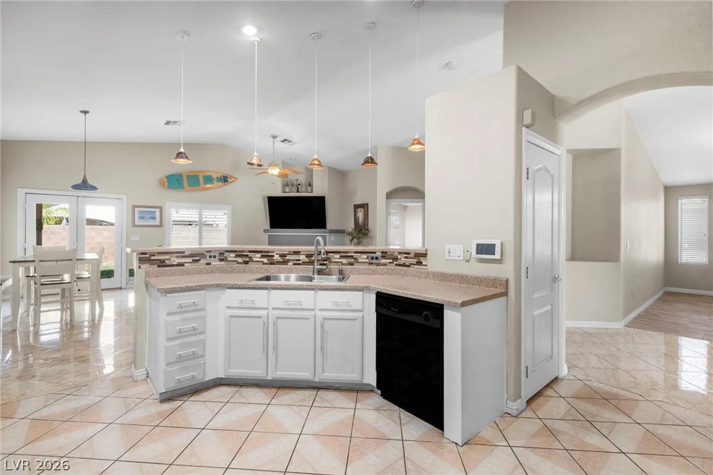 6612 Ringbill, North Las Vegas, NV 89084