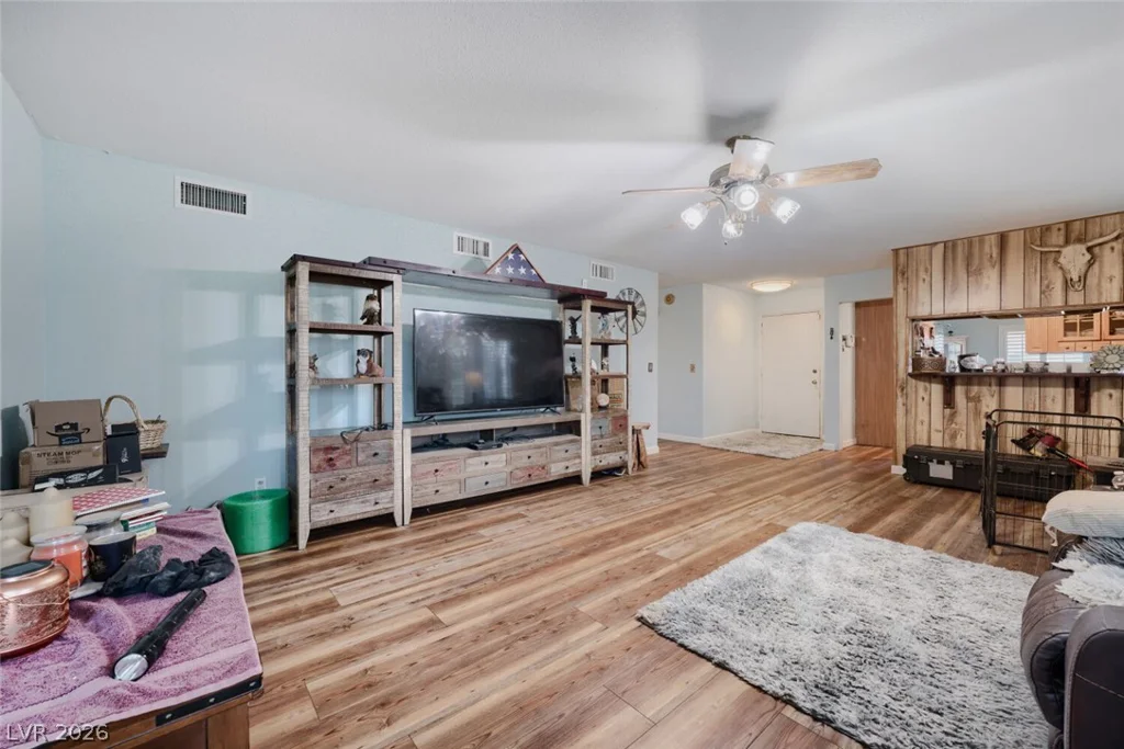7119 Montcliff, Las Vegas, NV 89147