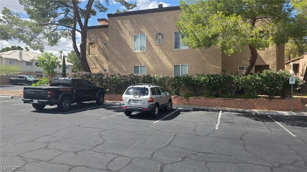 9325 Desert Inn, Las Vegas, NV 89117