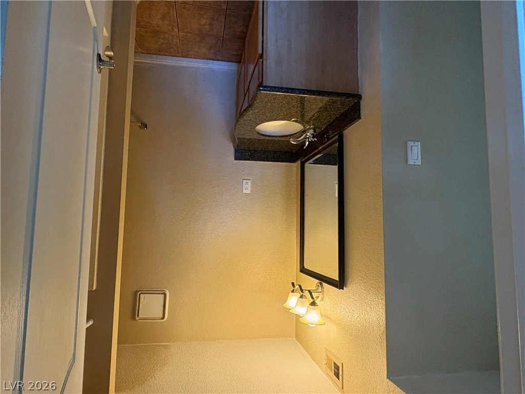 9325 Desert Inn, Las Vegas, NV 89117