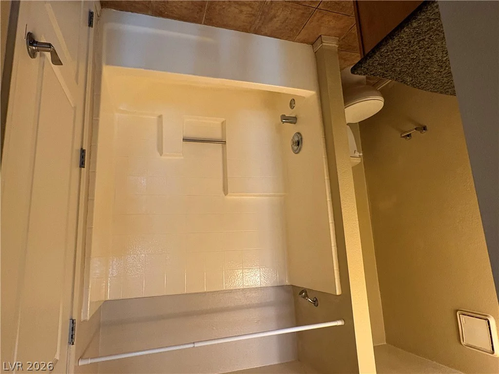 9325 Desert Inn, Las Vegas, NV 89117