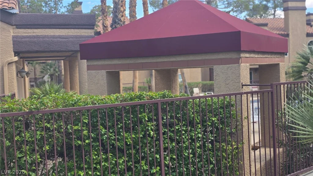 9325 Desert Inn, Las Vegas, NV 89117