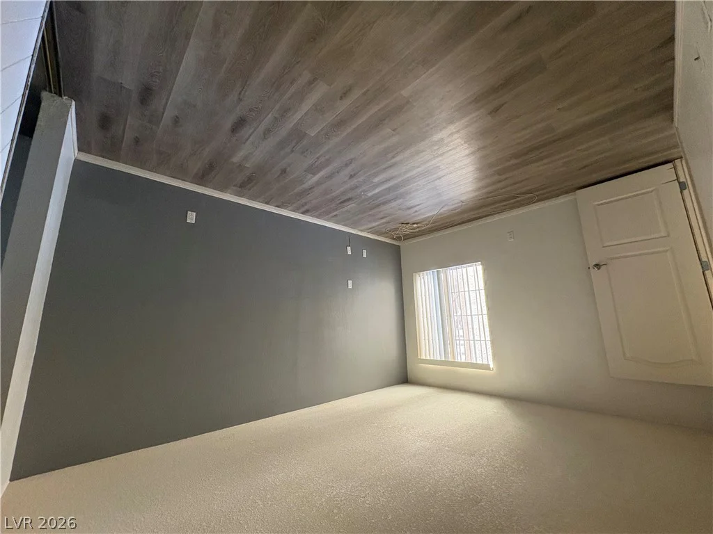 9325 Desert Inn, Las Vegas, NV 89117