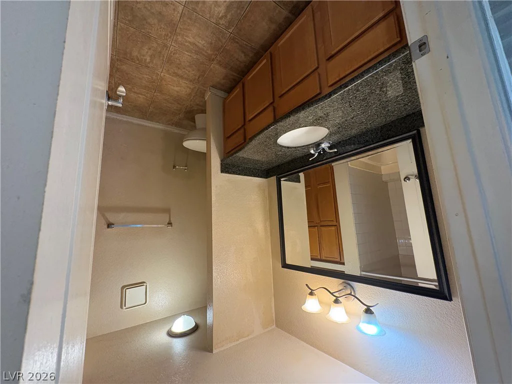 9325 Desert Inn, Las Vegas, NV 89117