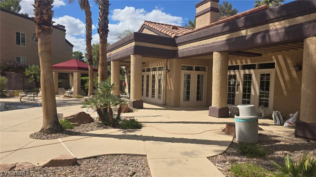 9325 Desert Inn, Las Vegas, NV 89117