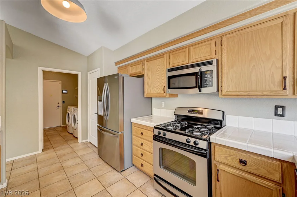 1617 Dia Del Sol, Las Vegas, NV 89128