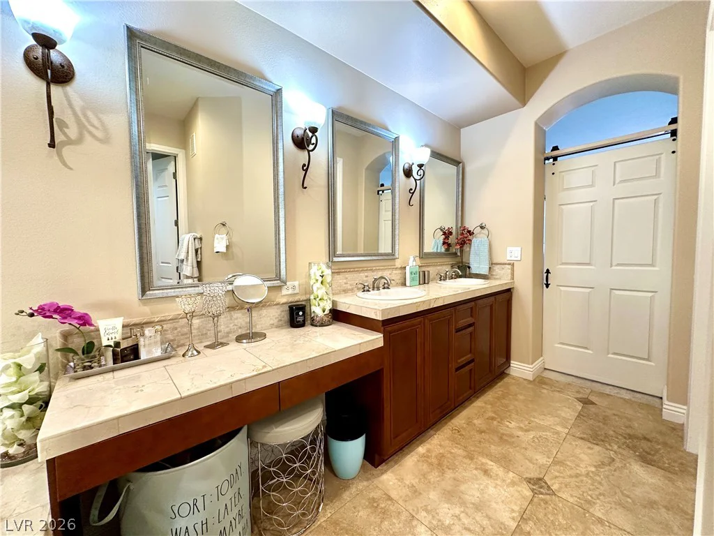 30 Via Mantova, Henderson, NV 89011