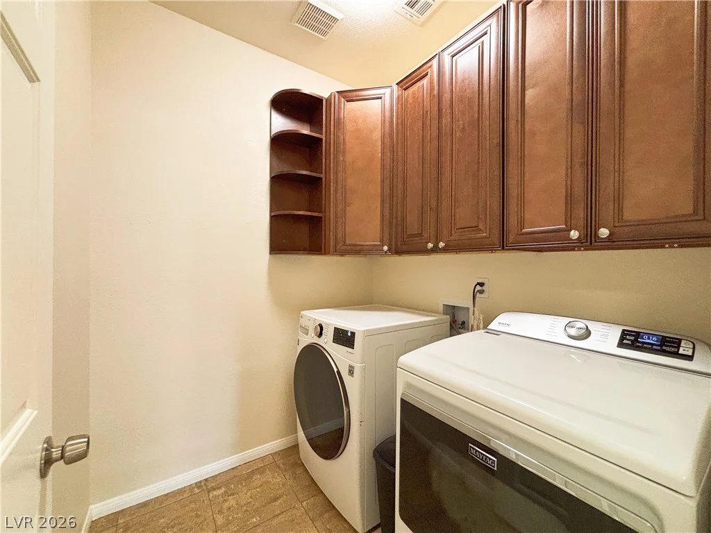7971 Blue Brook, Las Vegas, NV 89147