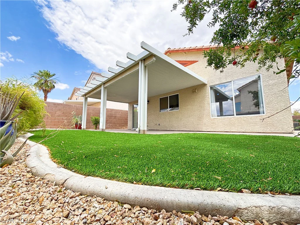 7971 Blue Brook, Las Vegas, NV 89147