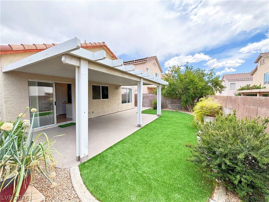 7971 Blue Brook, Las Vegas, NV 89147
