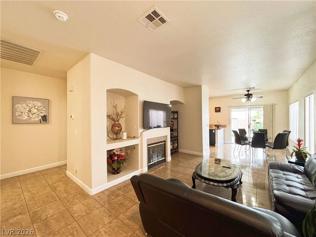 7971 Blue Brook, Las Vegas, NV 89147
