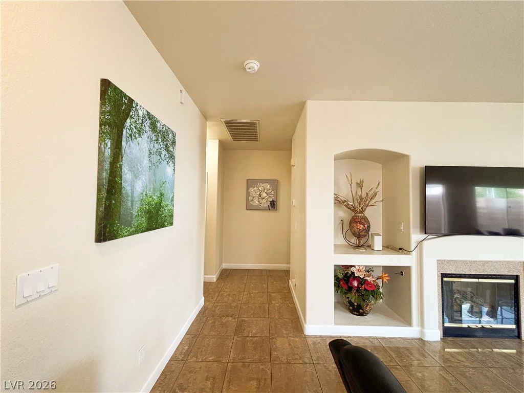 7971 Blue Brook, Las Vegas, NV 89147