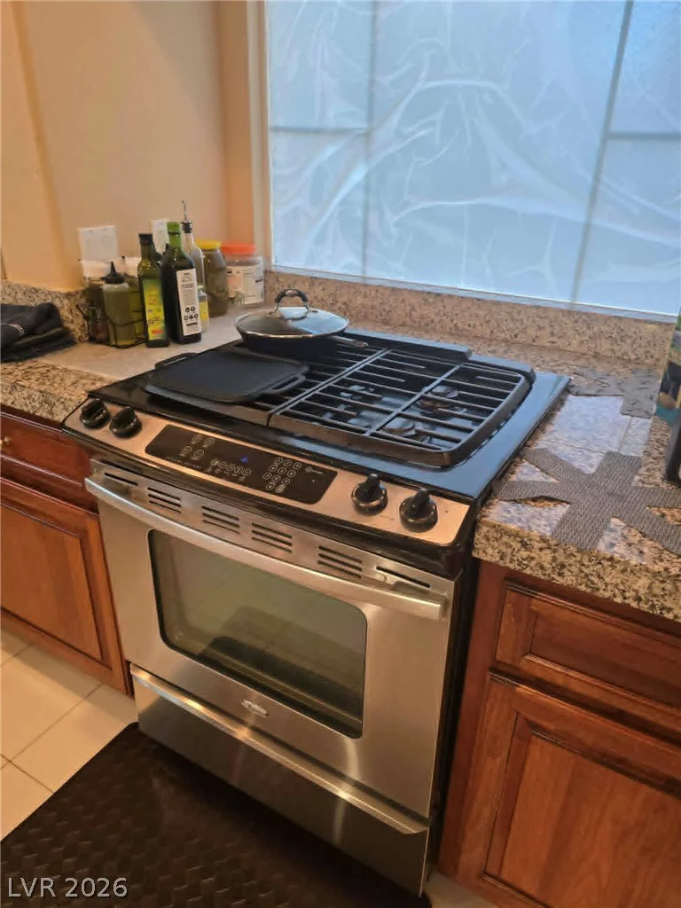 8451 Blackstone Ridge, Las Vegas, NV 89139