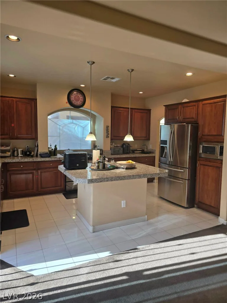 8451 Blackstone Ridge, Las Vegas, NV 89139