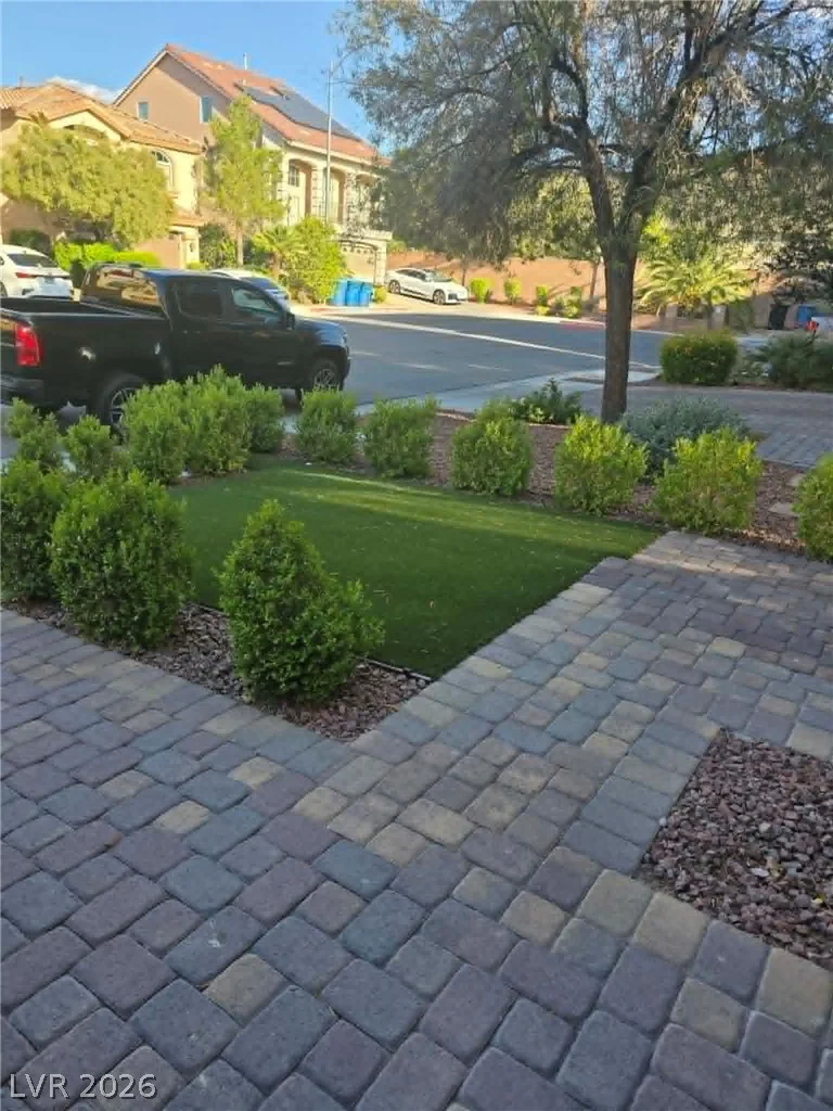8451 Blackstone Ridge, Las Vegas, NV 89139