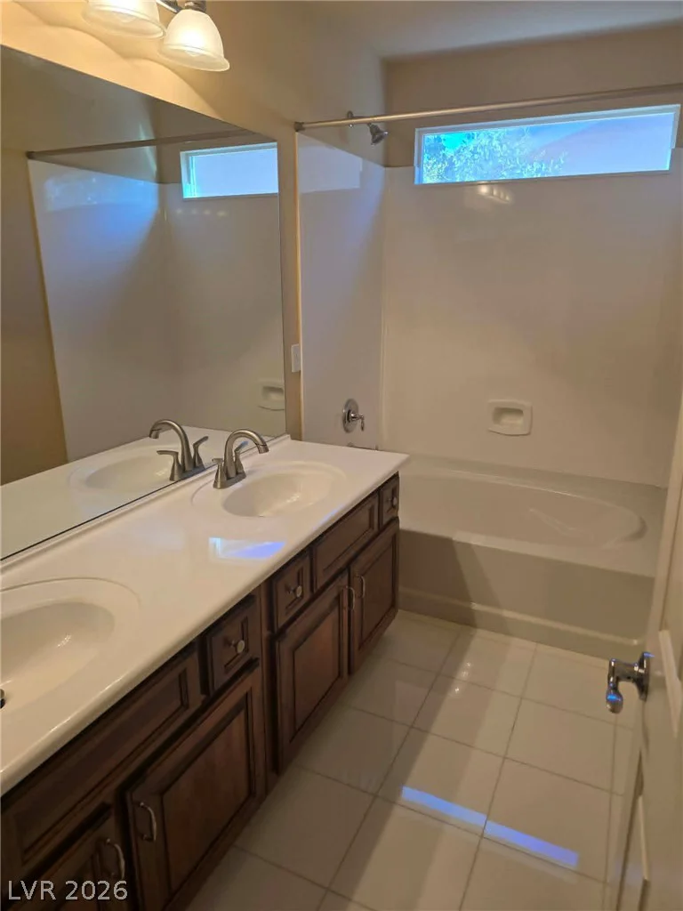 8451 Blackstone Ridge, Las Vegas, NV 89139