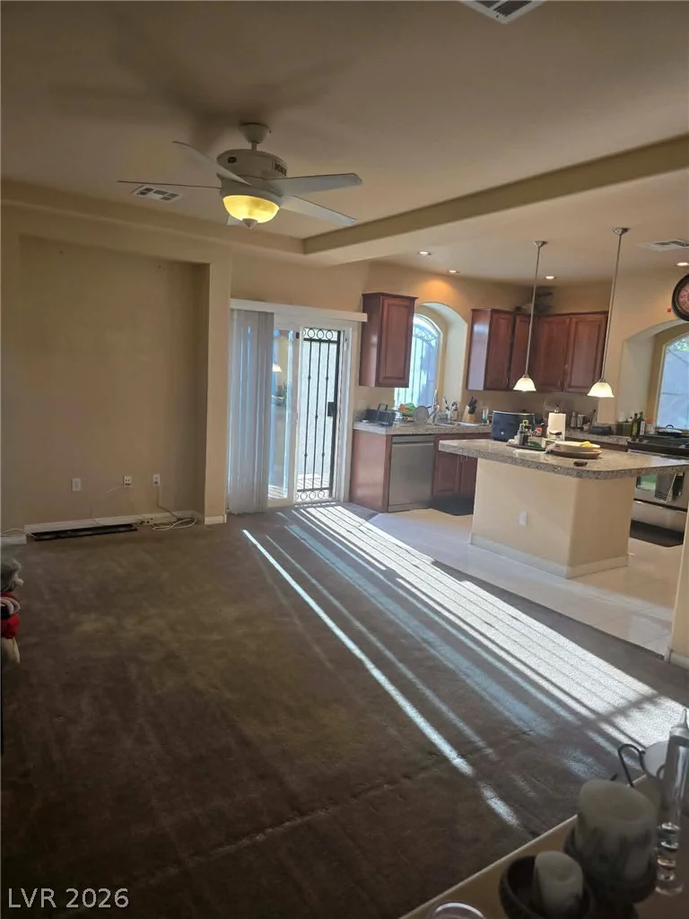 8451 Blackstone Ridge, Las Vegas, NV 89139