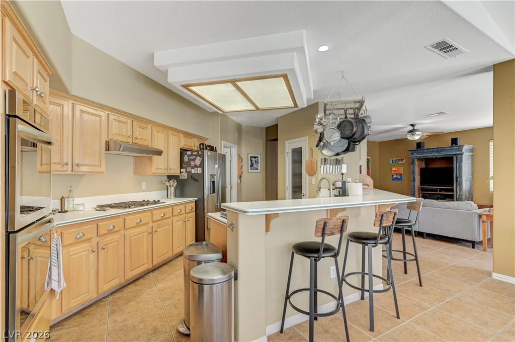8429 Bay Point, Las Vegas, NV 89128