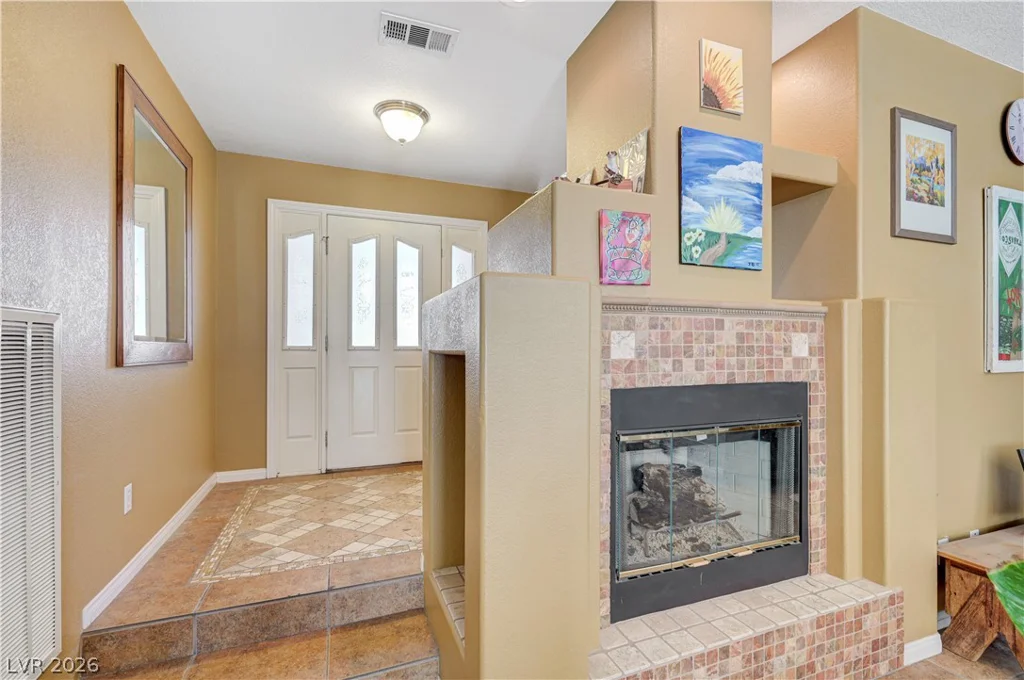 8429 Bay Point, Las Vegas, NV 89128
