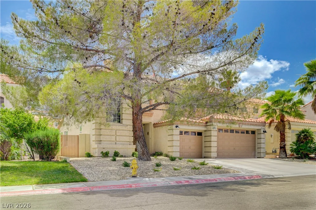 8429 Bay Point, Las Vegas, NV 89128