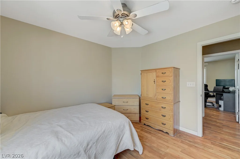 8429 Bay Point, Las Vegas, NV 89128