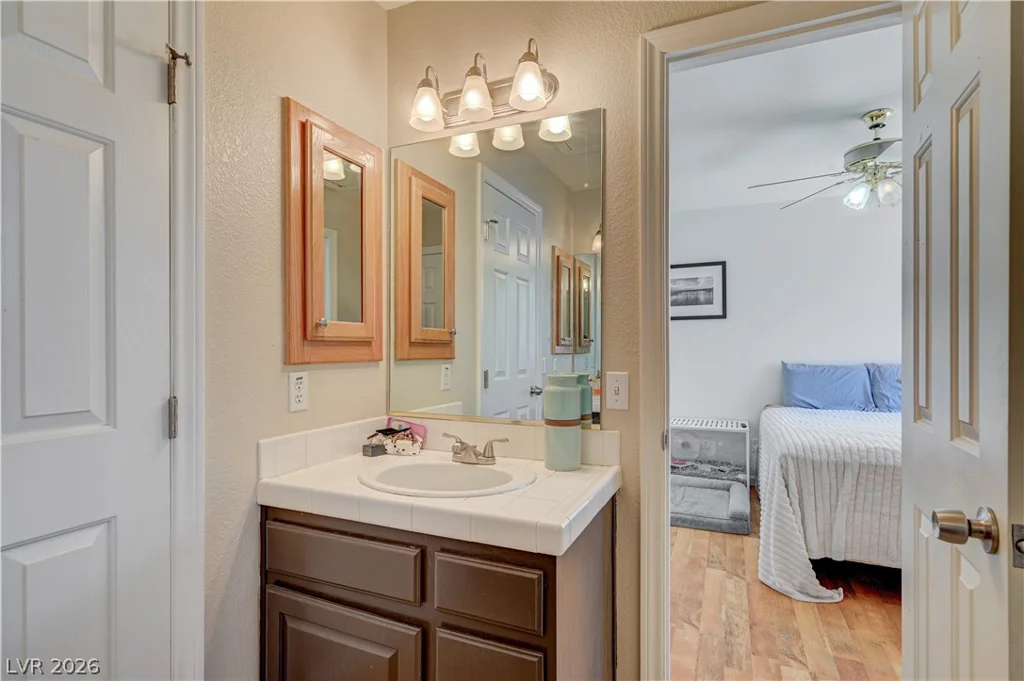 8429 Bay Point, Las Vegas, NV 89128