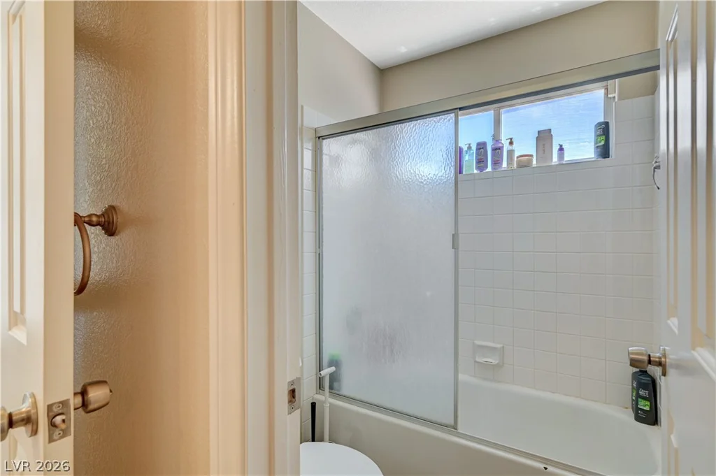 8429 Bay Point, Las Vegas, NV 89128