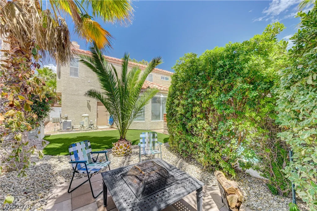 8429 Bay Point, Las Vegas, NV 89128